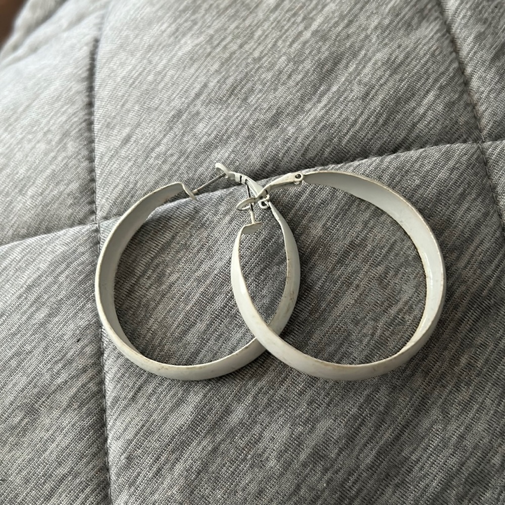 90’s hoop earring’s